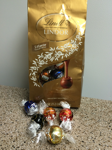 Lindt Lindor瑞士莲松露混合软心球巧克力600克